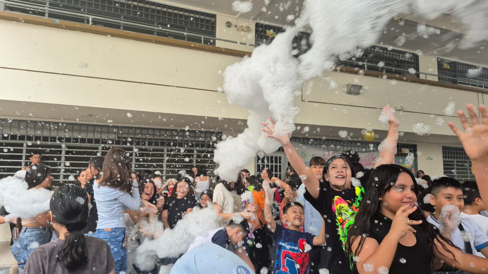 Instalaciones del colegio en Neiva enfocadas en educación básica primaria